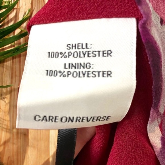 CALVIN KLEIN Red Blouse w/ Purple & White Floral Pattern - Medium - Picture 6 of 9